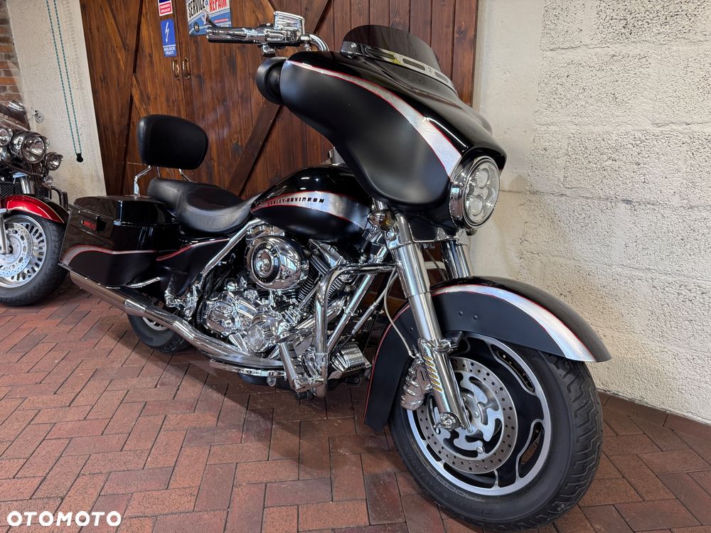 Harley-Davidson Touring Street Glide - 3