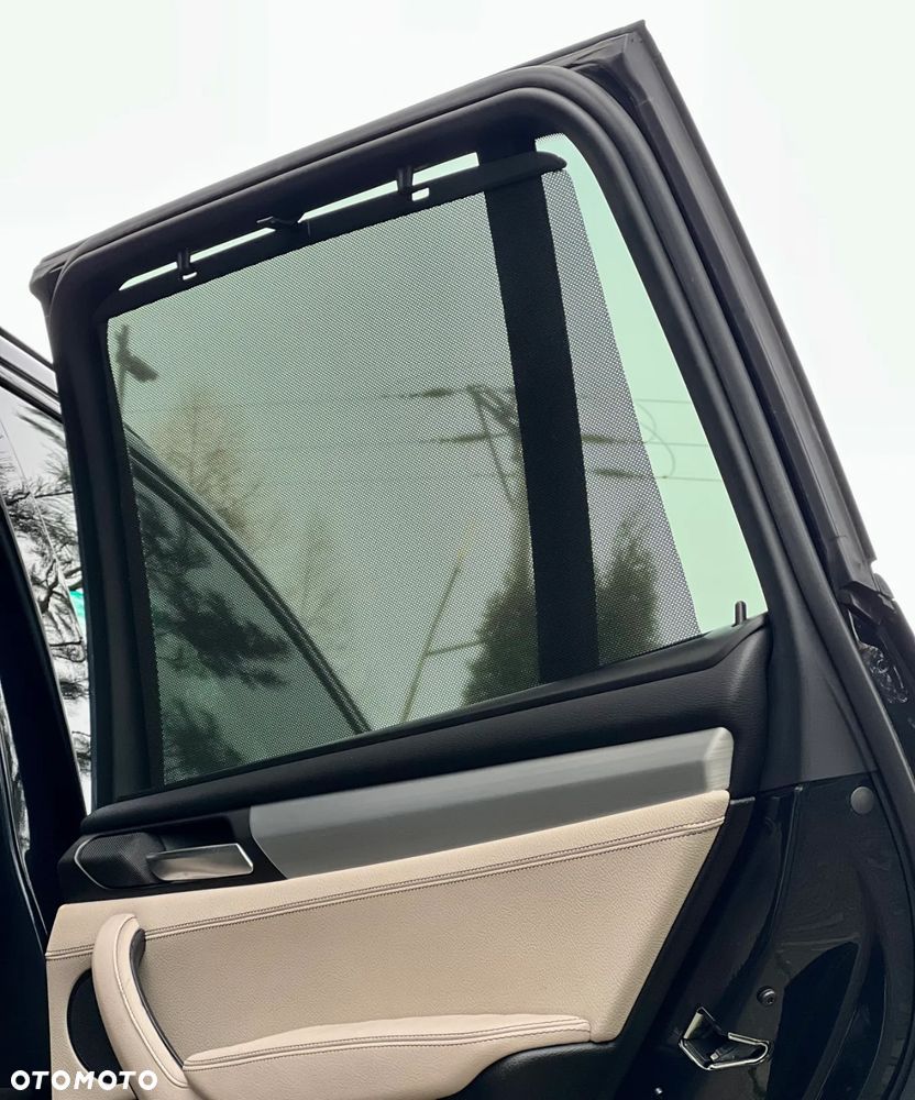 BMW X3 xDrive28i - 23