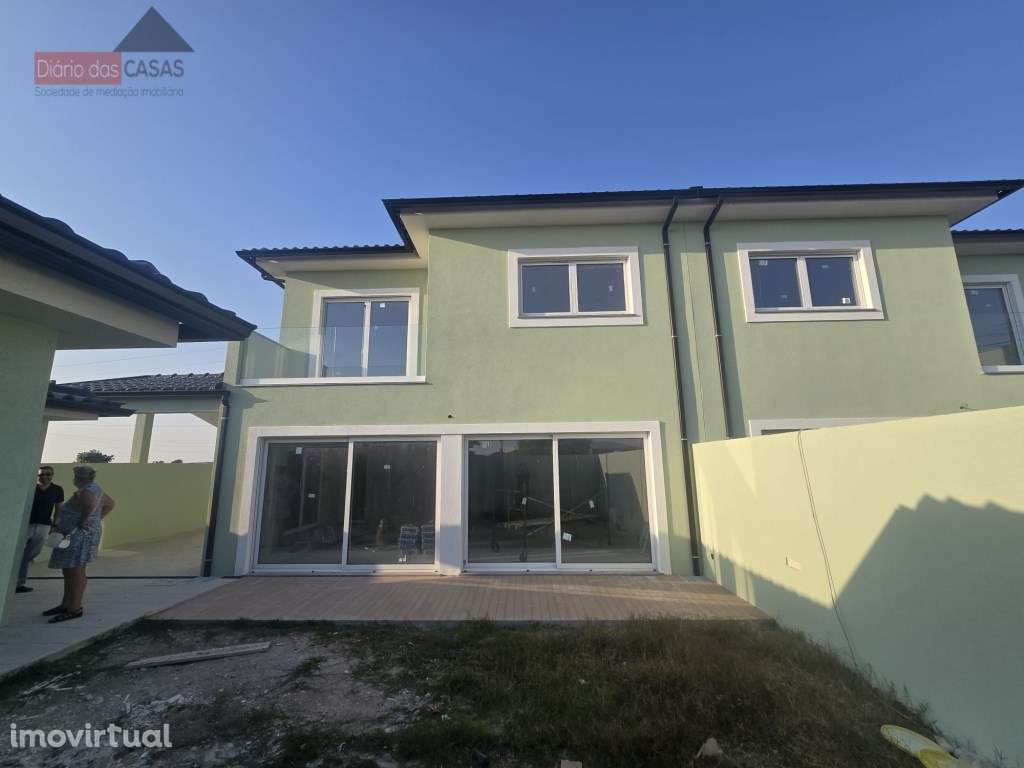 Moradia geminada T4 em Aveiro - Gafanha do Carmo - Grande imagem: 5/29