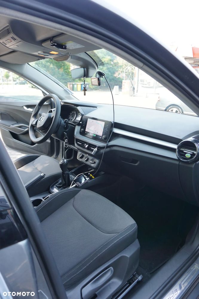 Skoda Fabia 1.0 Ambition - 13