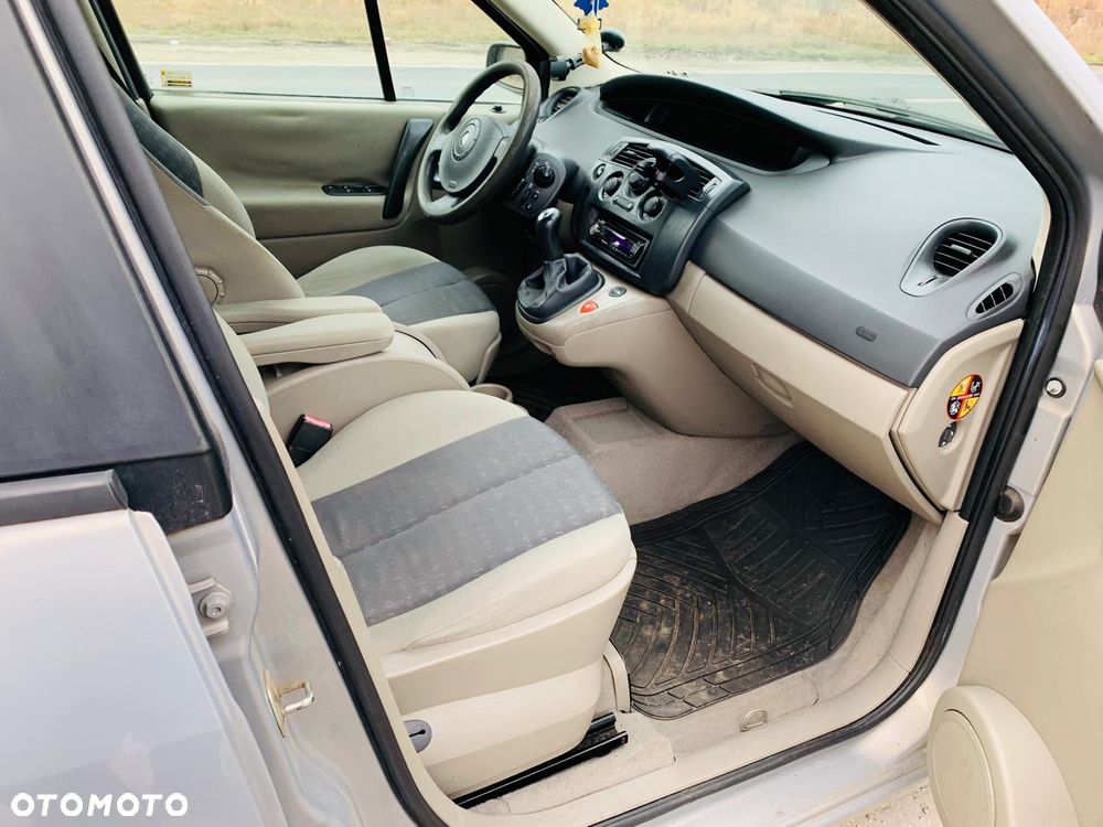 Renault Scenic 1.6 16V Privilege - 7