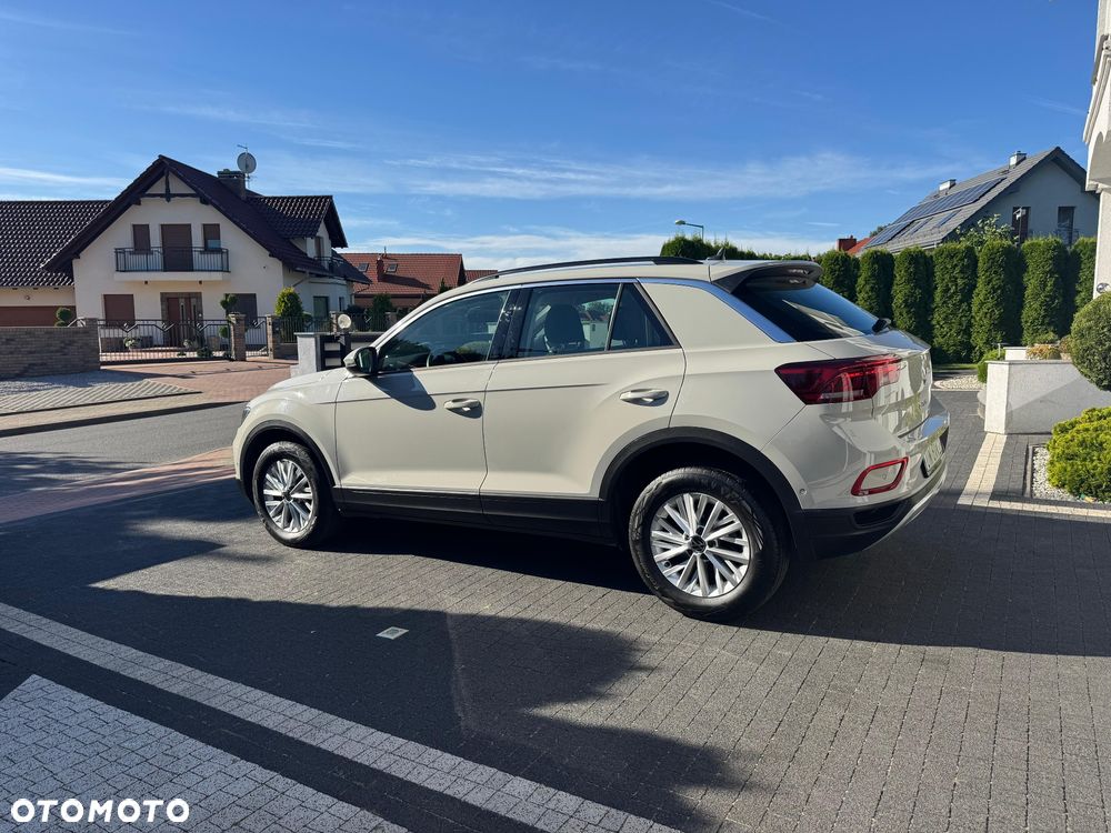 Volkswagen T-Roc - 12