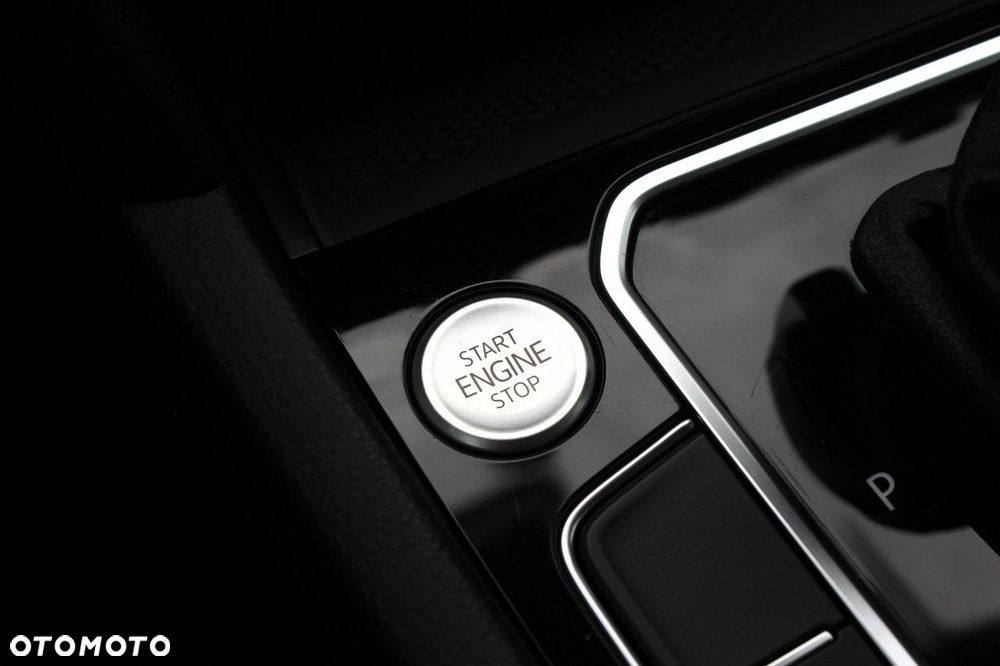 Volkswagen Passat 1.5 TSI EVO Business DSG - 27
