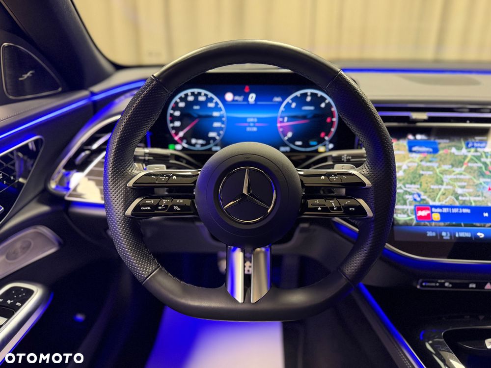 Mercedes-Benz Klasa E 220 d mHEV 4-Matic AMG 9G-Tronic - 9