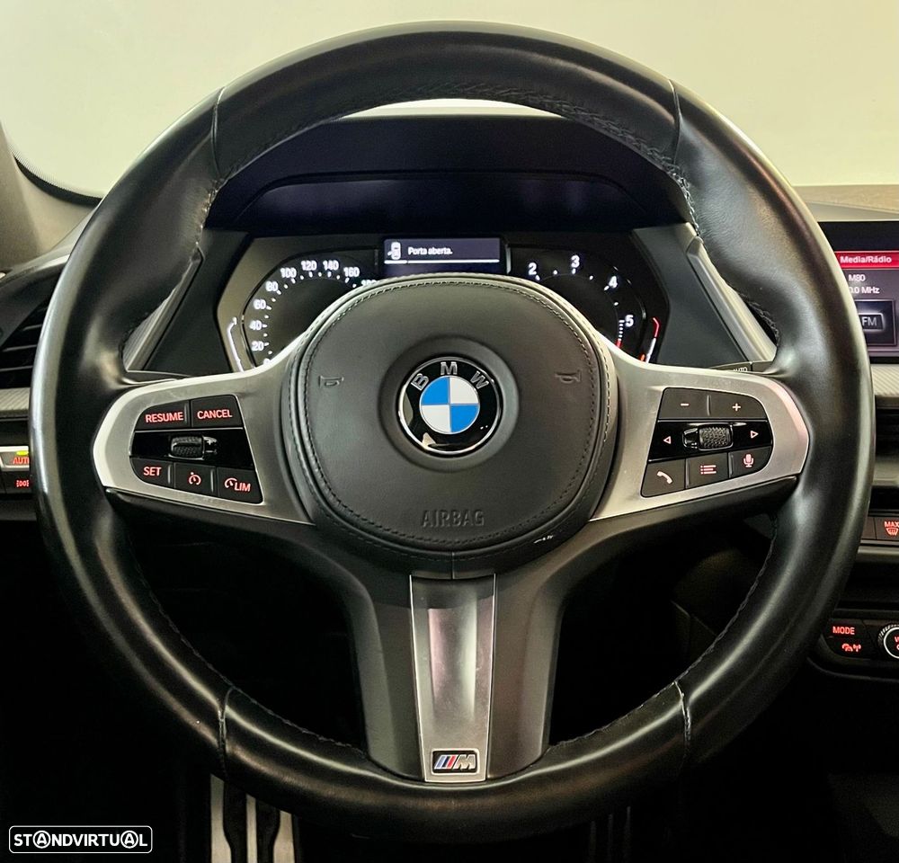 BMW 116 d Pack Desportivo M - 13