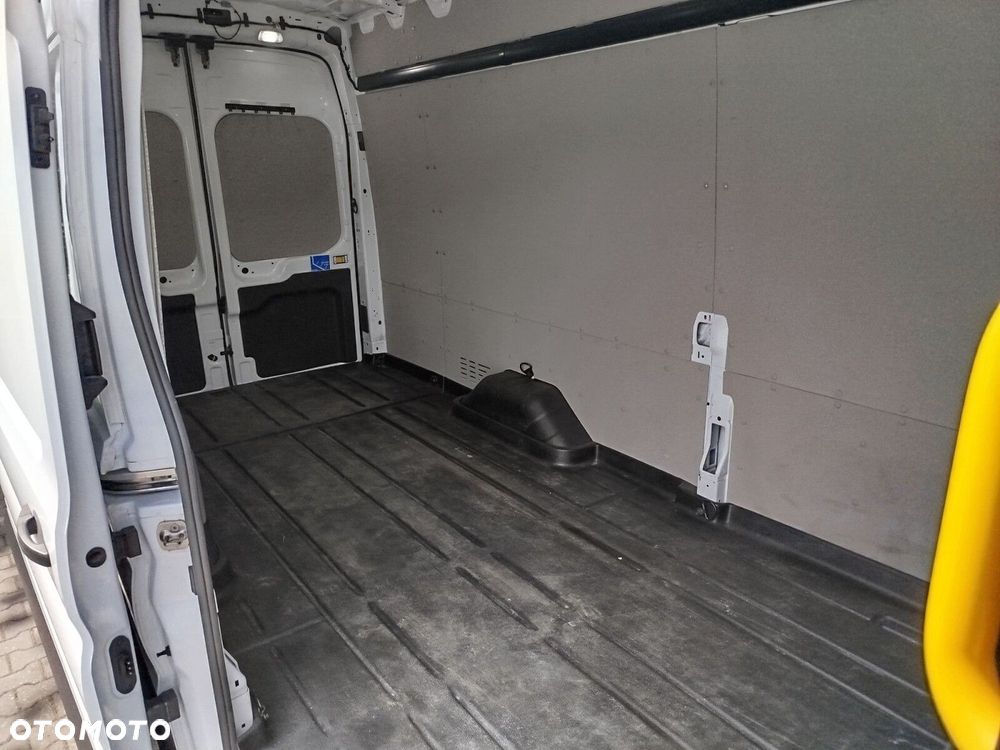 Ford transit L4 Trend - 19