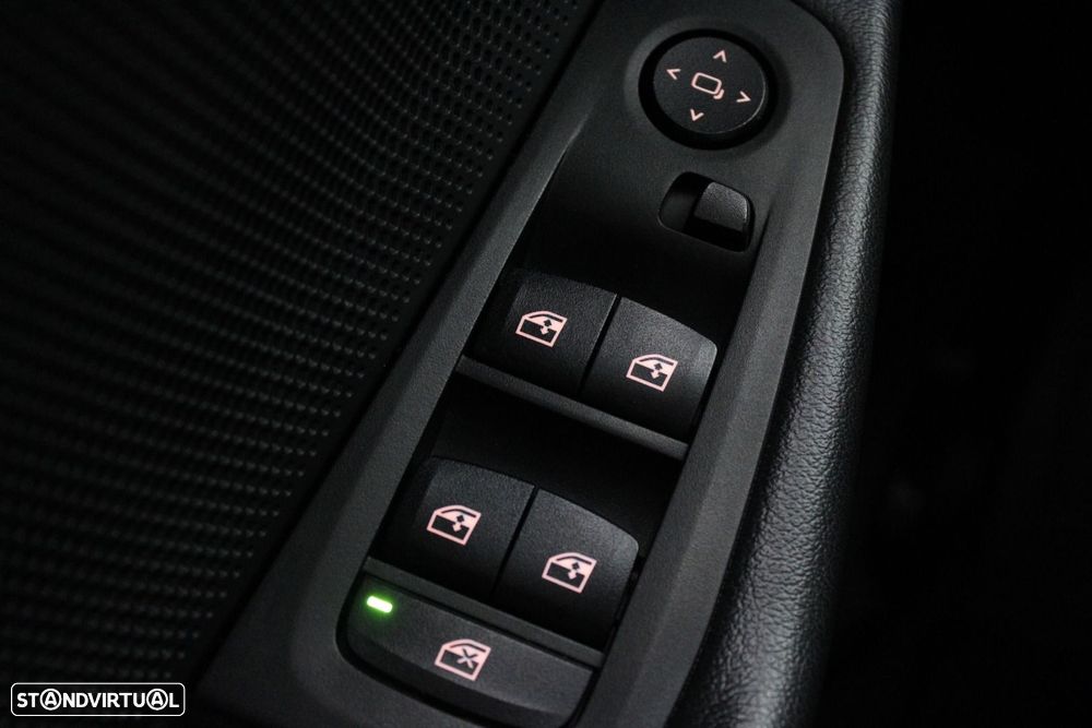 BMW 116 d Corporate Edition Auto - 26