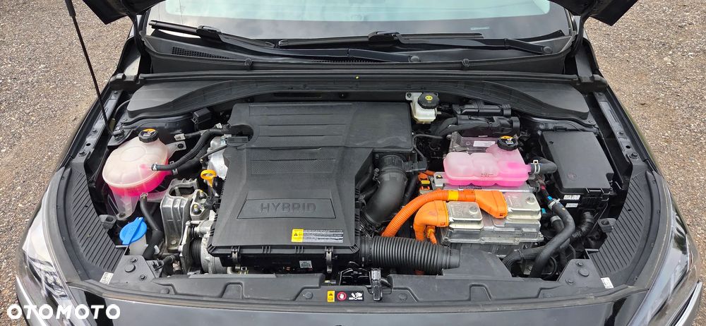 Hyundai IONIQ - 21