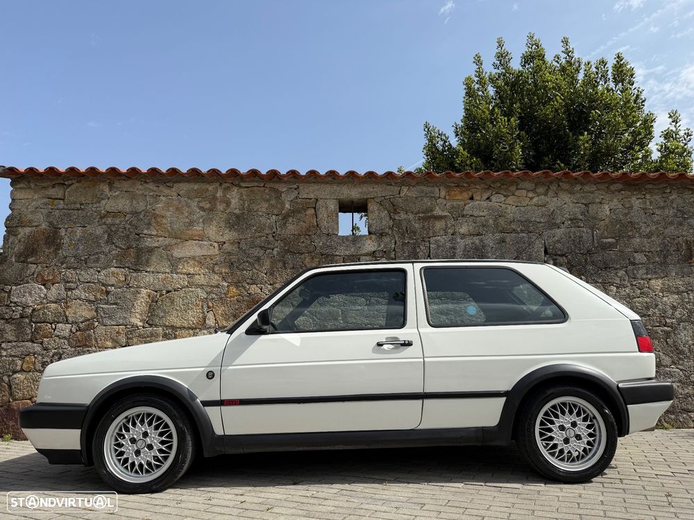 VW Golf 1.8 GTI 16V - 22