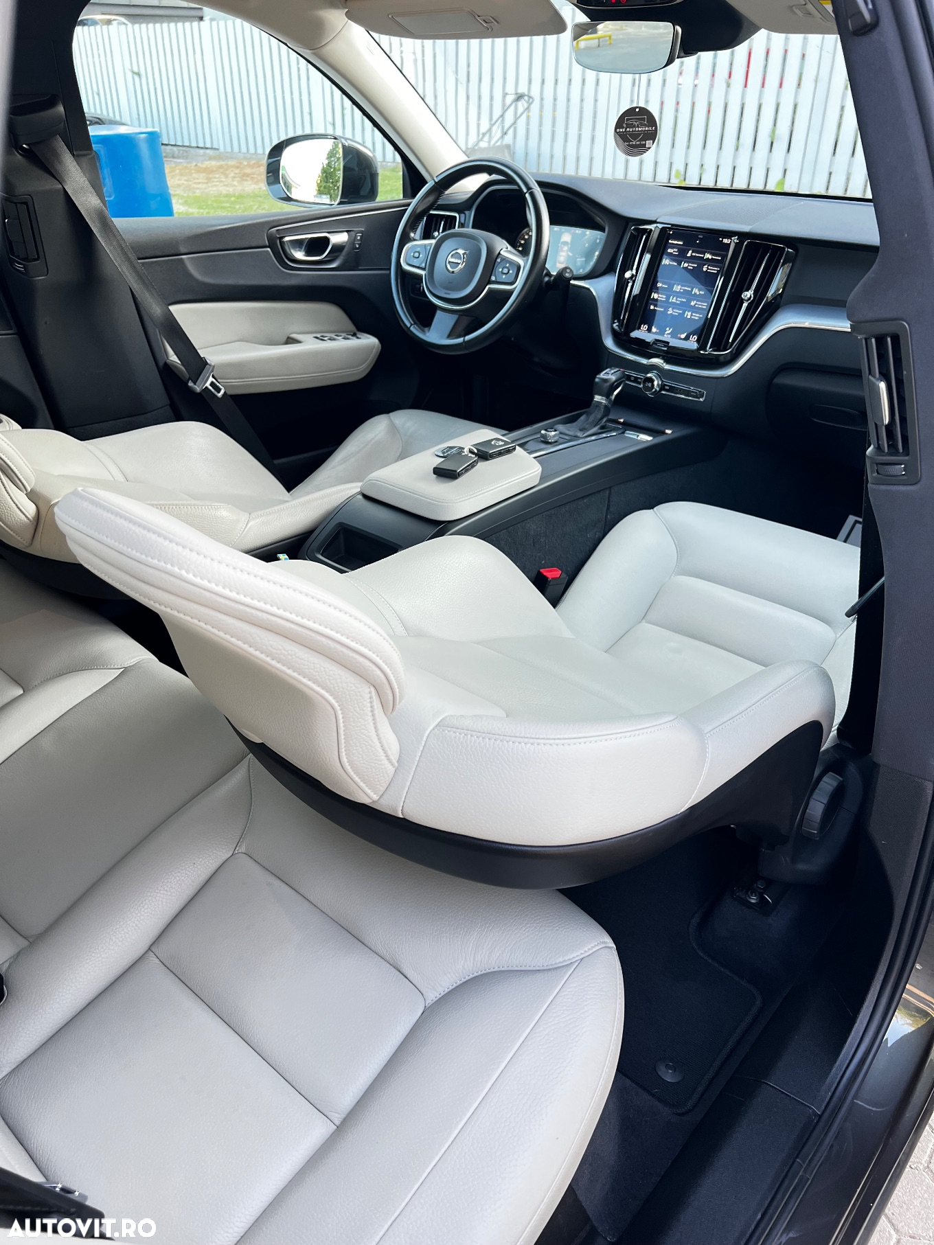 Volvo XC 60 D4 Geartronic Momentum Pro - 5
