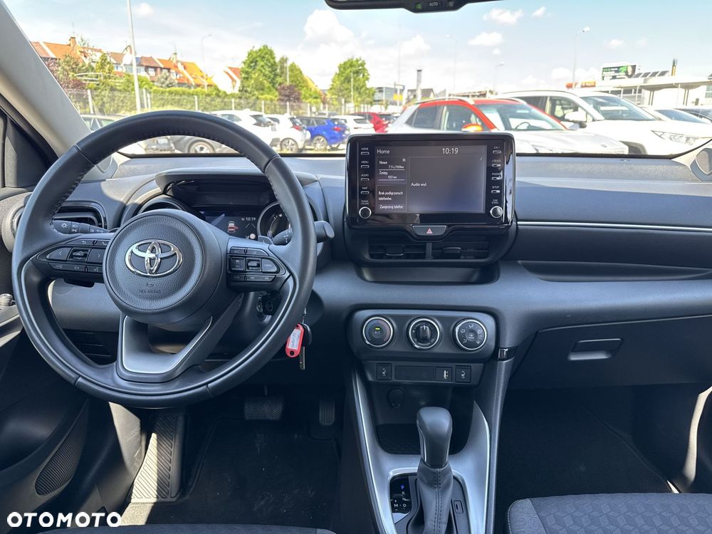 Toyota Yaris 1.5 Comfort CVT - 11