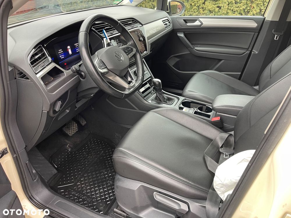 Volkswagen Touran 2.0 TDI SCR DSG Move - 5