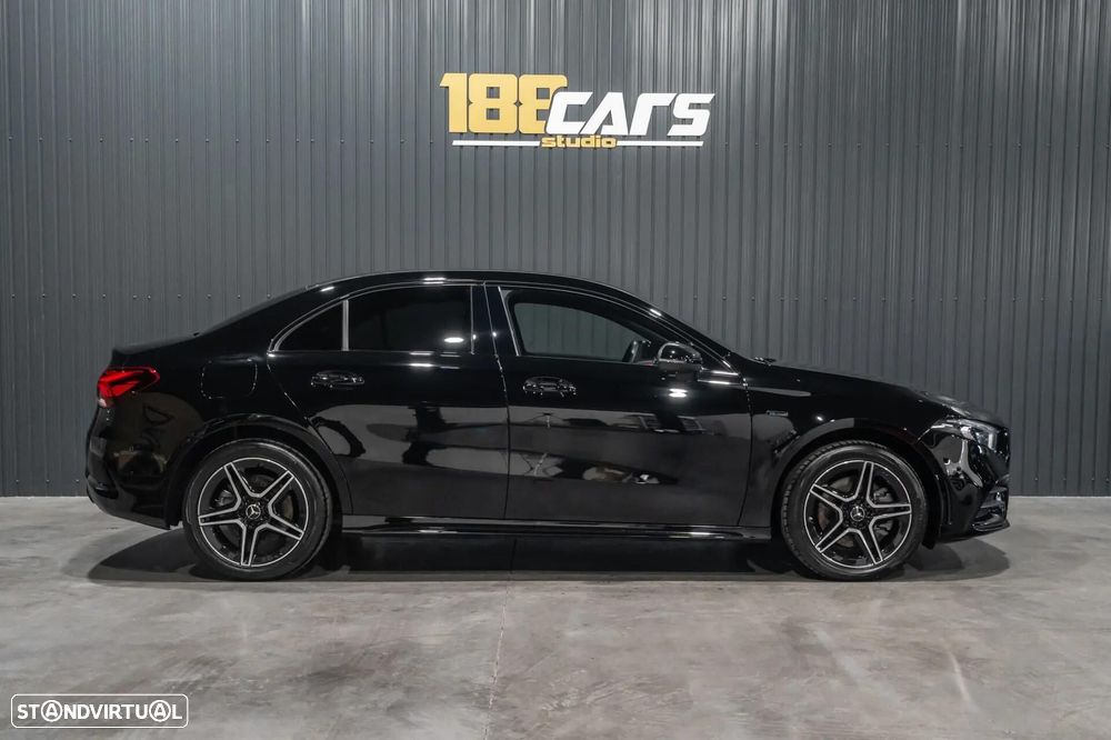 Mercedes-Benz A 250 Limousine e 8G-DCT AMG Line - 37