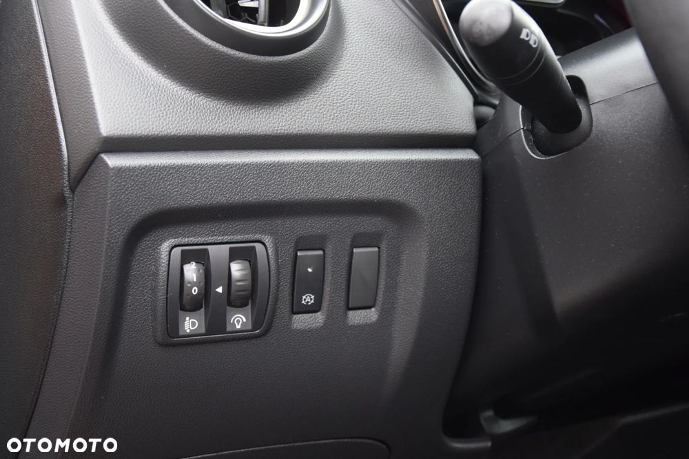 Renault Captur 0.9 Energy TCe Intens EU6 - 18