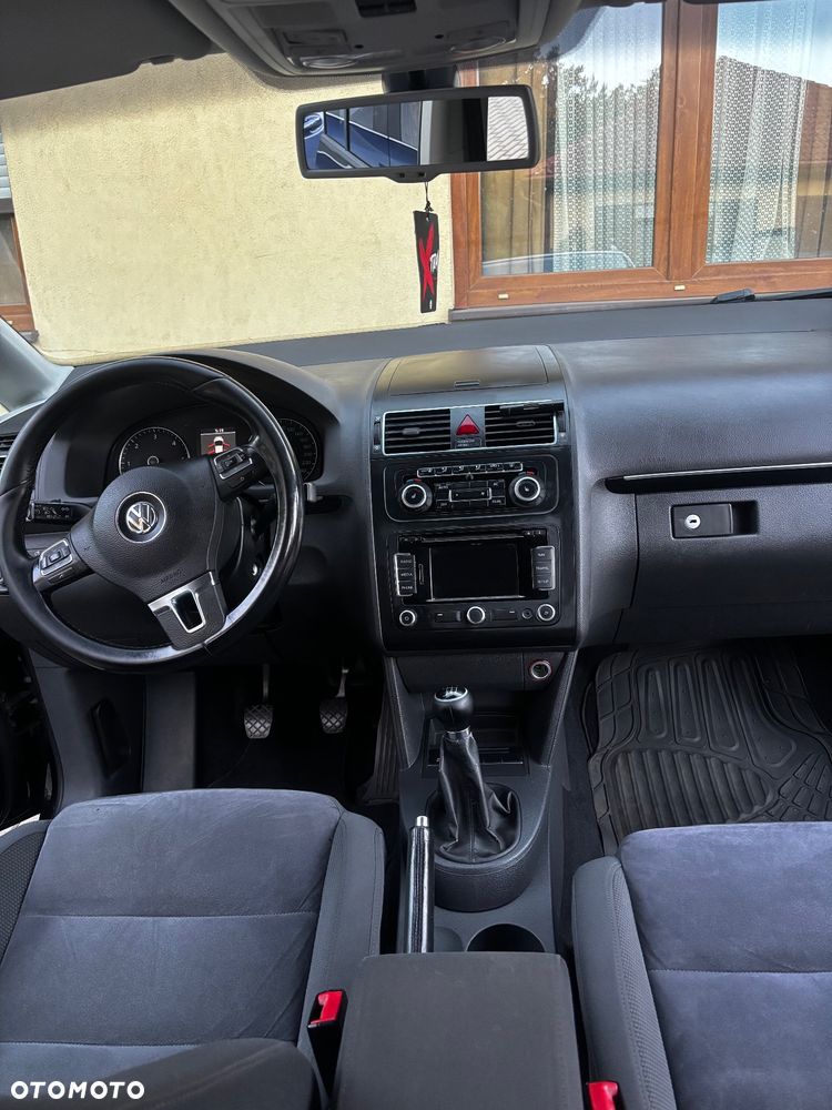 Volkswagen Touran 1.6 TDI DPF BlueMotion Technology Comfortline - 11