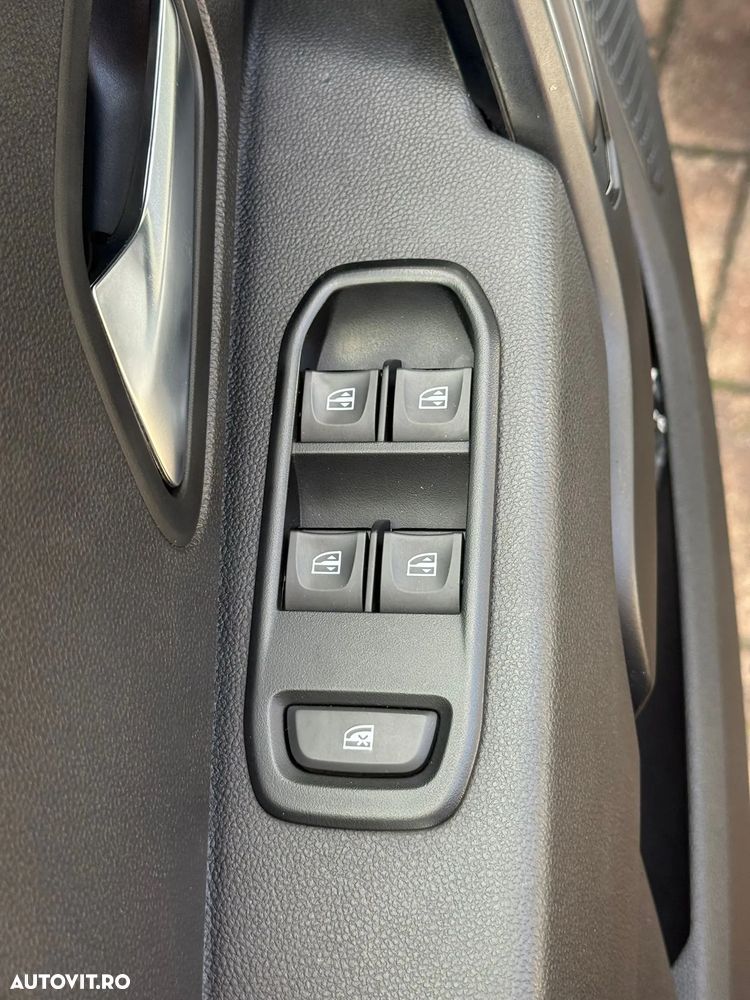 Dacia Duster Blue dCi 115 4WD Celebration - 29