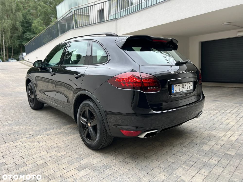 Porsche Cayenne - 5