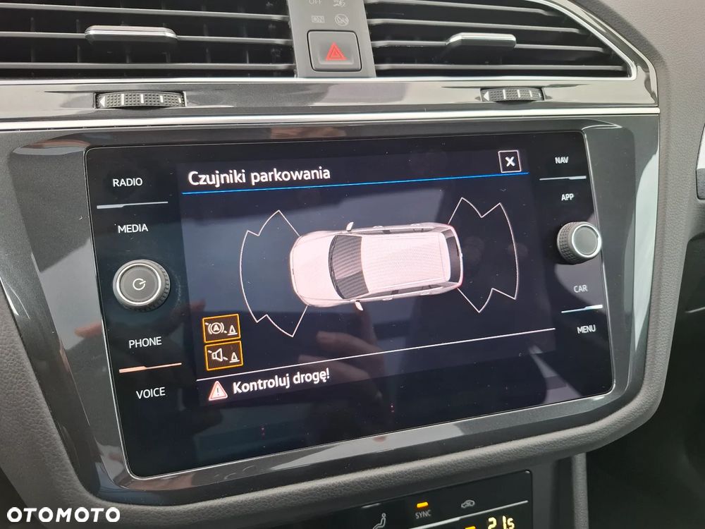 Volkswagen Tiguan 2.0 TDI SCR Life - 23