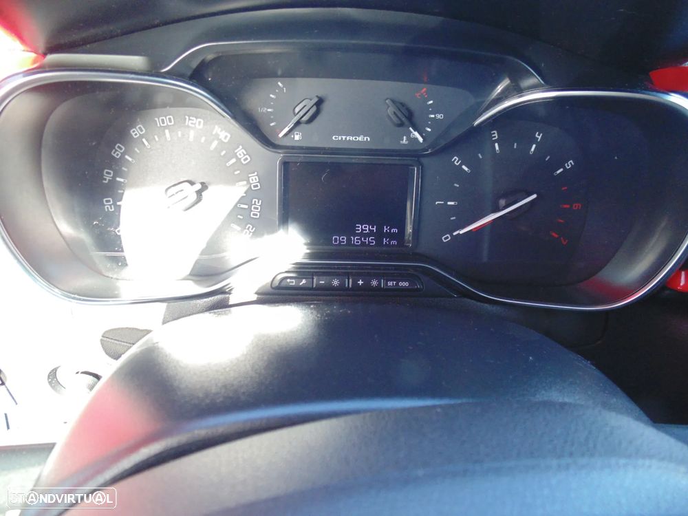 Citroën C3 1.2 PureTech Shine - 26