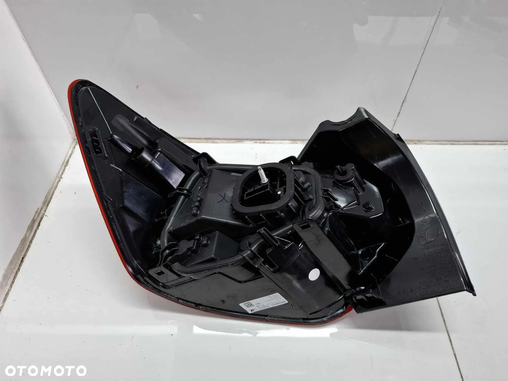 LAMPA TYLNA TYŁ PRAWA DACIA SANDERO III STEPWAY 265508077R IDEALNA - 7