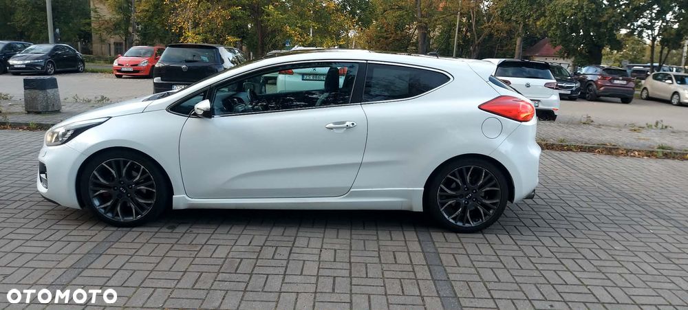 Kia Ceed 1.6 T-GDI GT XL - 10