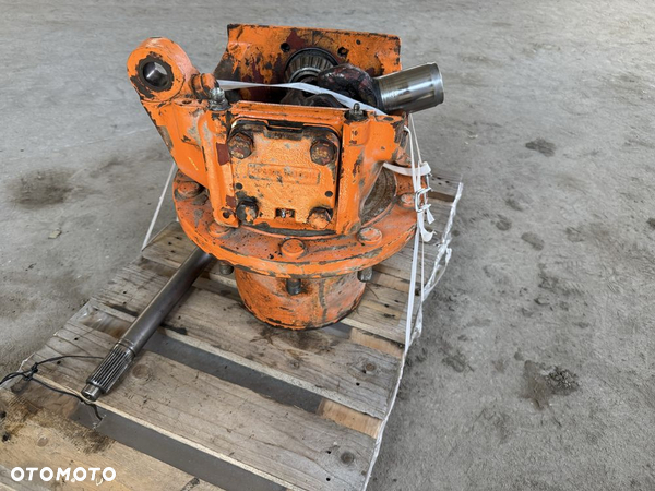 Zwolnica, zwrotnica zf apl b755 komplet prawy do koparki