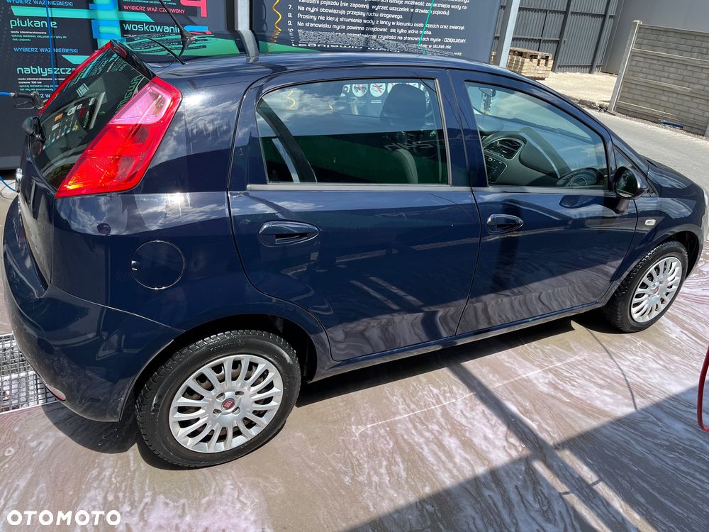 Fiat Punto 1.4 Easy S&S - 6
