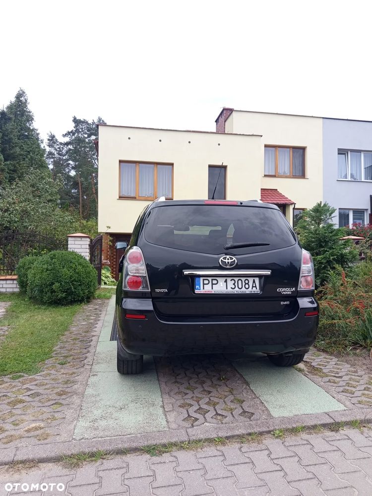 Toyota Corolla Verso 2.2 D-4D Prestige Sport - 5