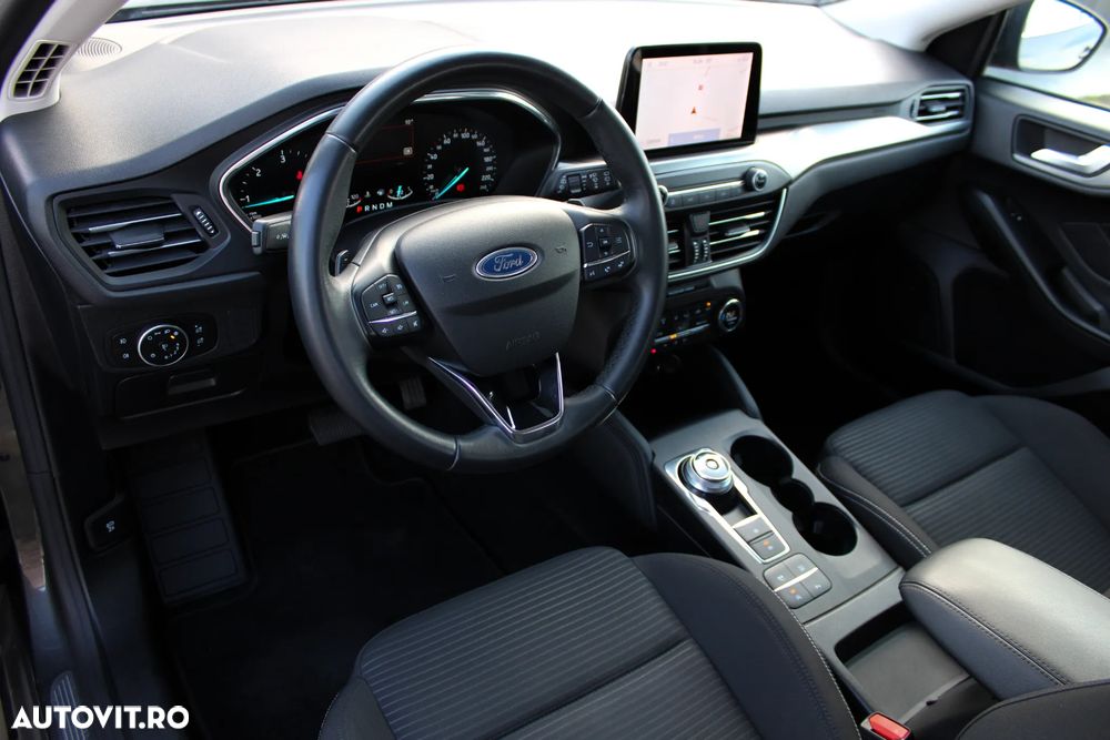 Ford Focus 1.5 EcoBlue Start-Stopp-System Aut. TITANIUM - 9