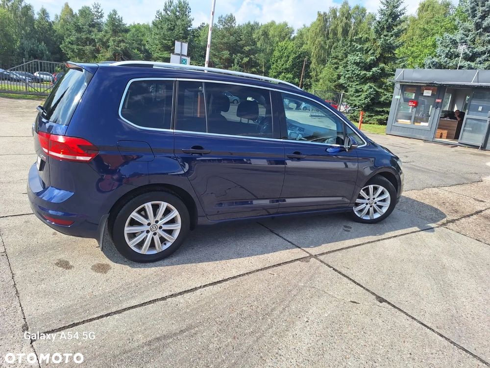 Volkswagen Touran - 2