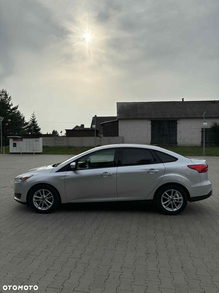 Ford Focus - 12