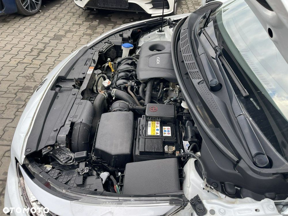 Kia Ceed 1.6 GDI ISG Vision - 12
