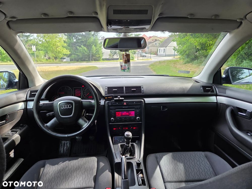 Audi A4 Avant 2.0 TDI - 8
