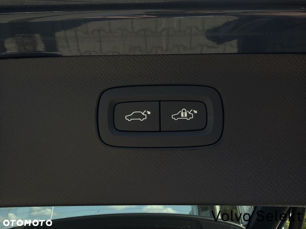 Volvo XC 90 - 36