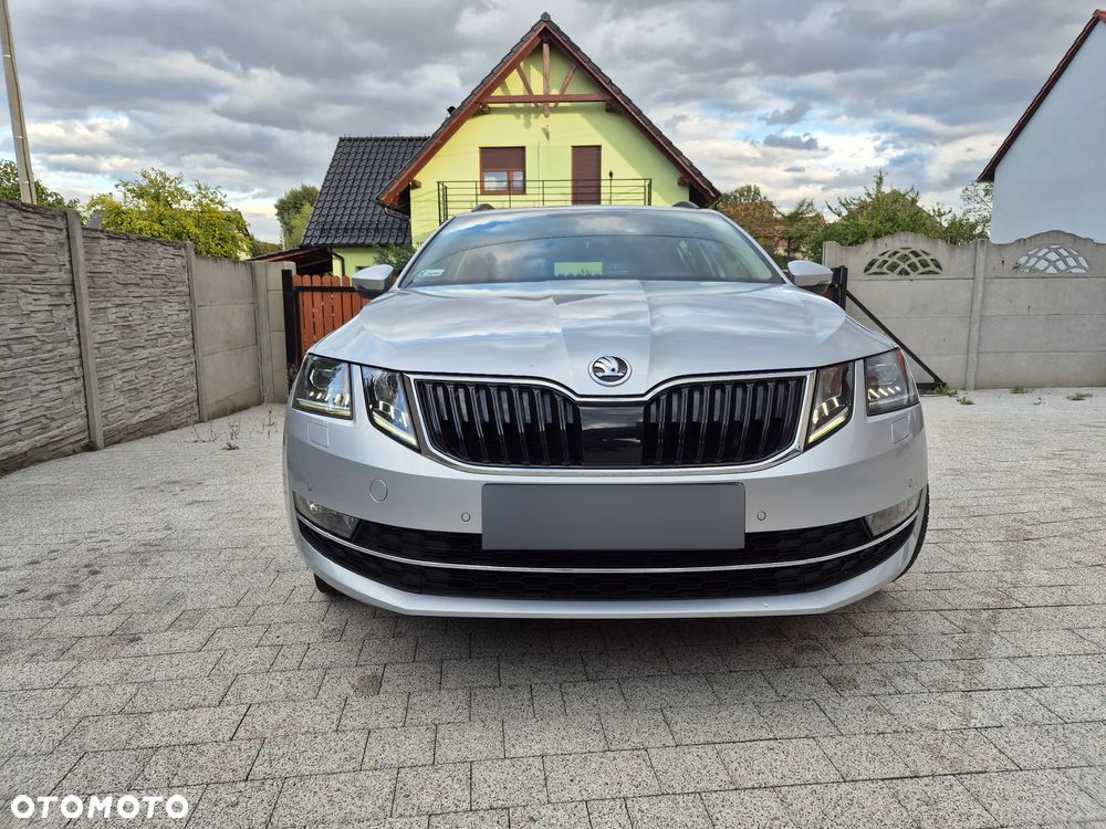 Skoda Octavia 2.0 TDI Style DSG - 1