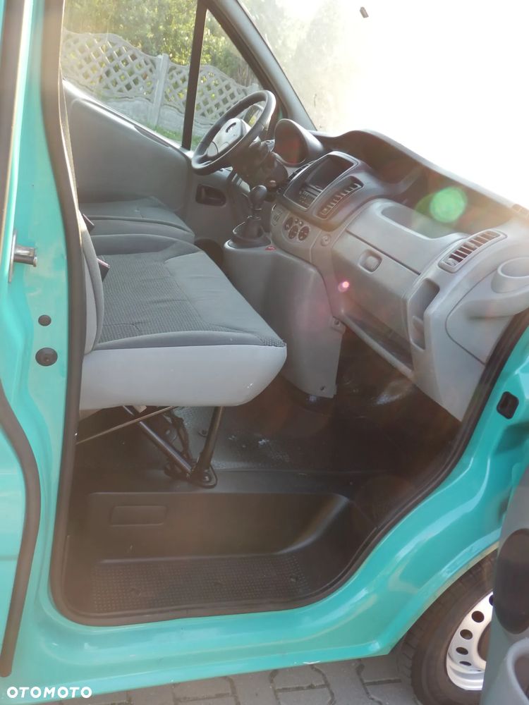 Opel Vivaro - 13
