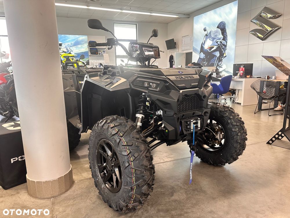 Polaris Sportsman - 10