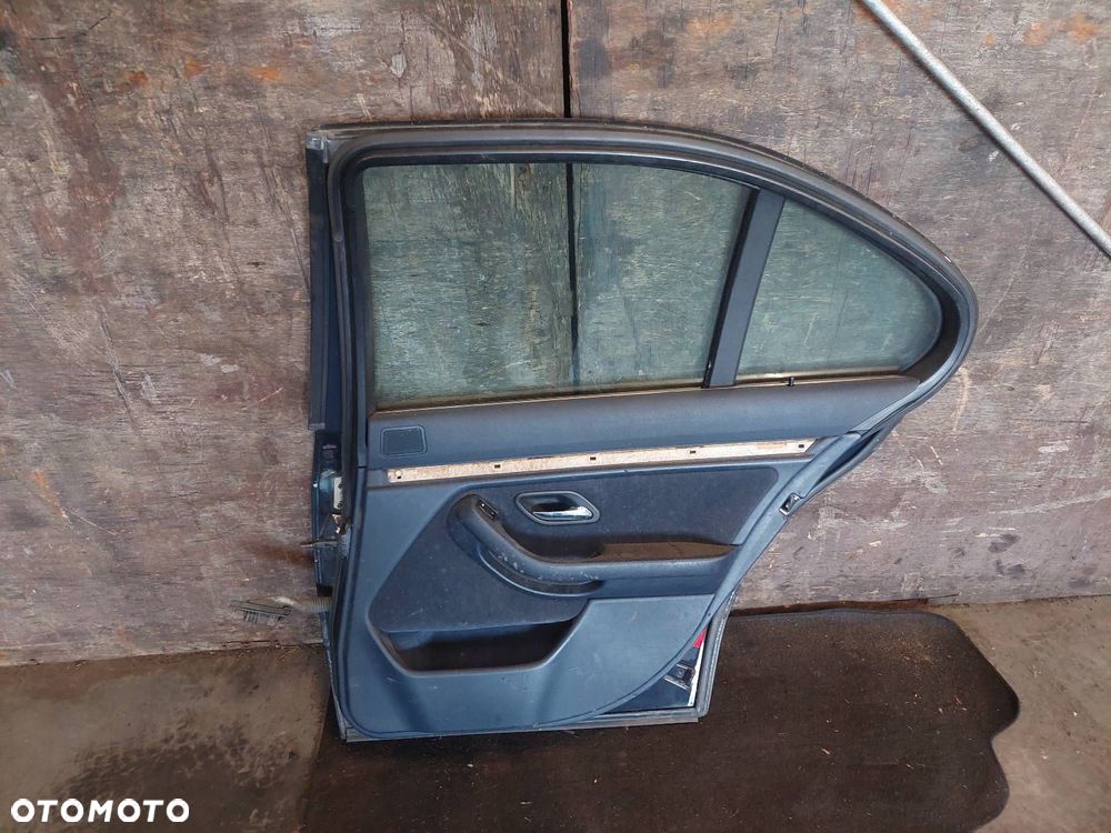 DRZWI KOMPLETNE PRAWY TYŁ BMW E39 SEDAN 263/5 - 2