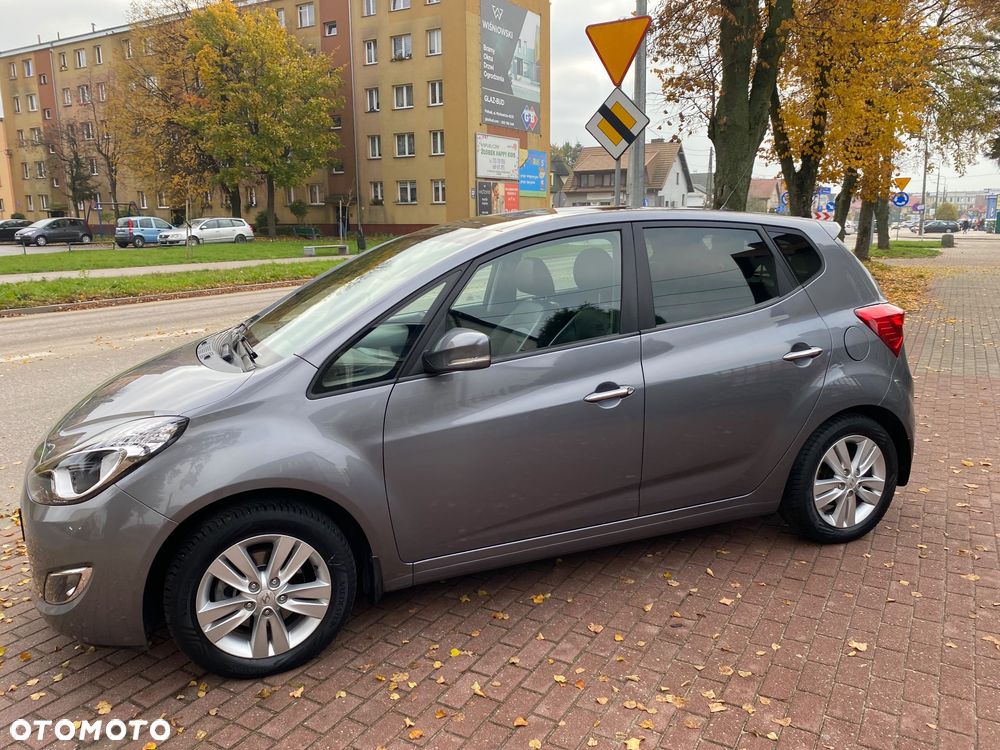 Hyundai ix20 1.6 Premium blue - 17