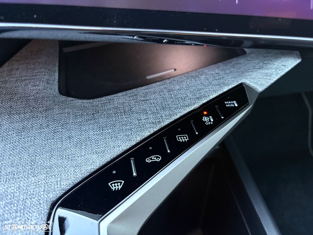 Peugeot 5008 1.2 Hybrid Allure e-DCS6 - 20