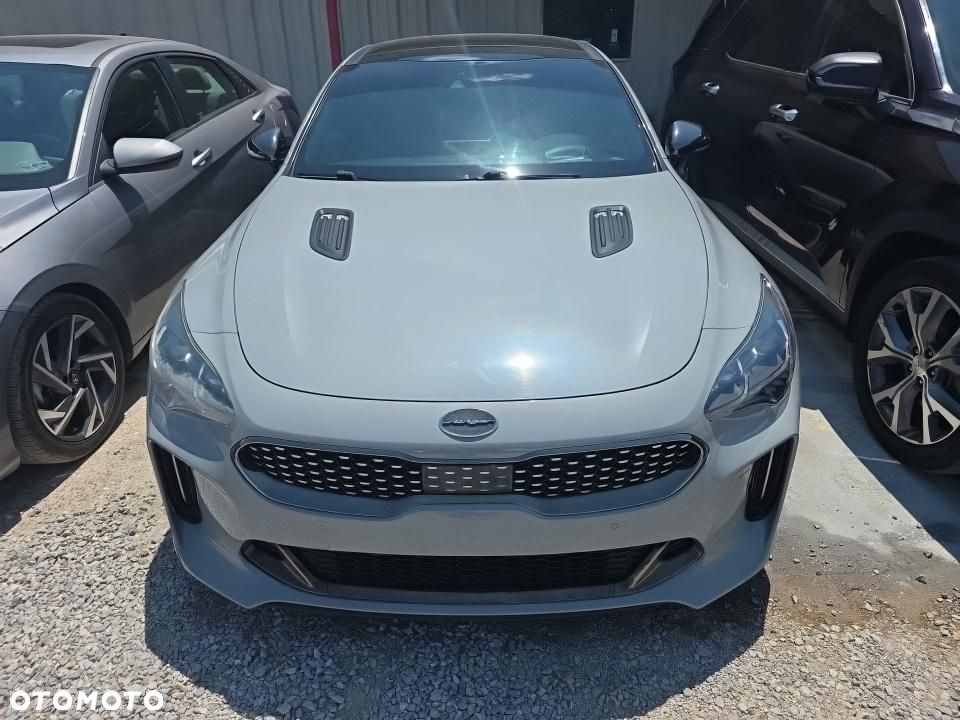 Kia Stinger 3.3 T-GDI V6 GT AWD - 3