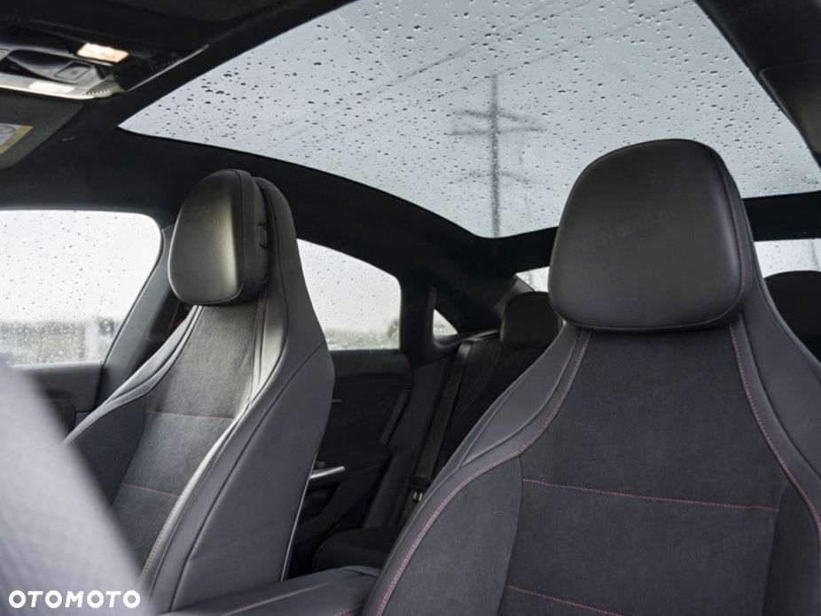 Mercedes-Benz CLA 200 mHEV 8G-DCT - 9