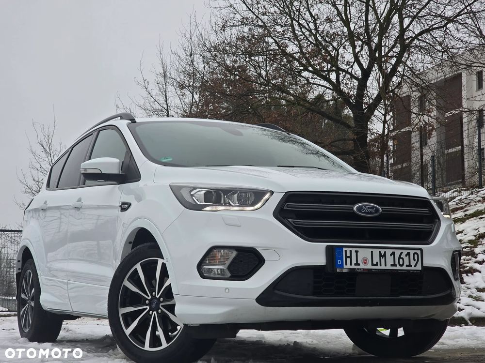 Ford Kuga 1.5 EcoBoost 2x4 ST-Line - 34