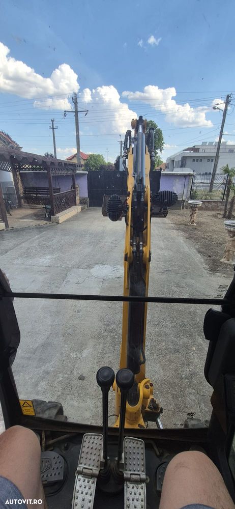 JCB 8018 CTS - 13