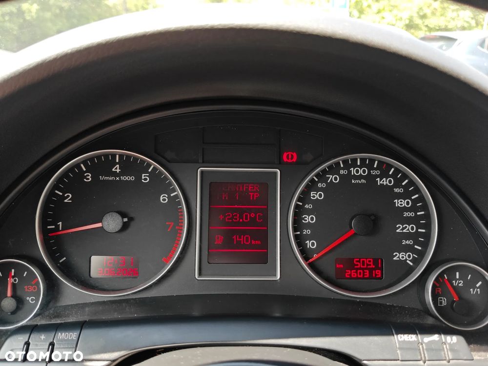 Audi TT Coupé 1.8 T - 24
