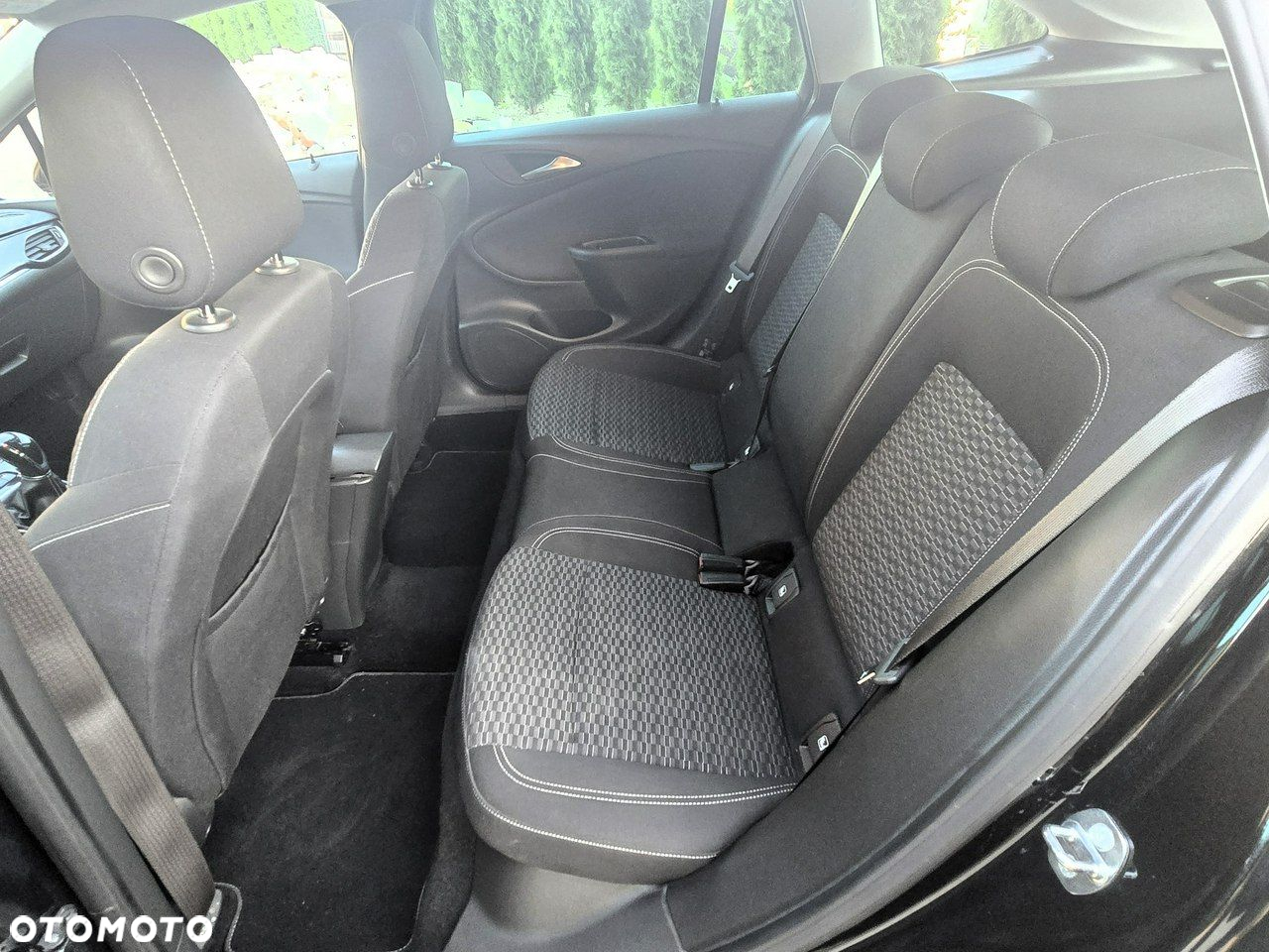 Opel Astra 1.4 Turbo Dynamic - 18