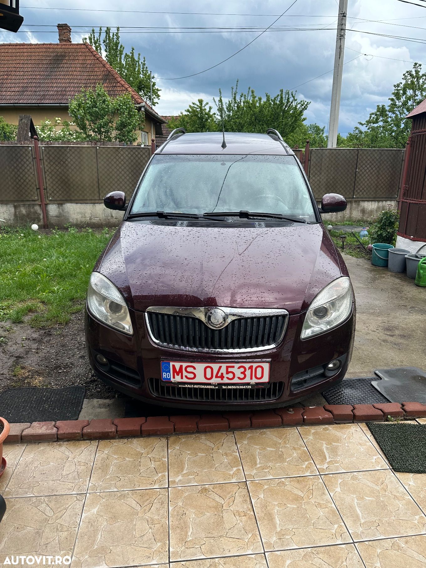 Skoda Roomster 1.6 16V Tiptronic Style - 1