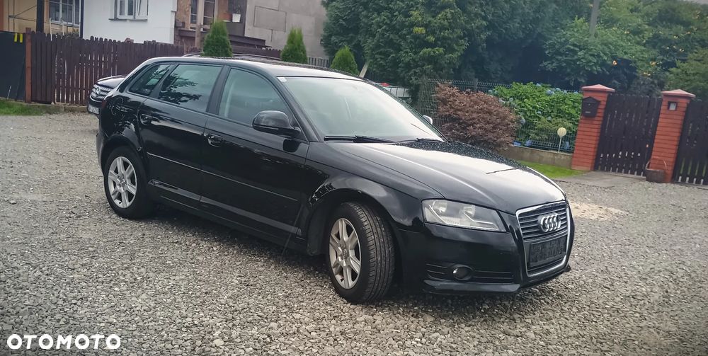 Audi A3 Sportback 1.6 Ambiente - 13