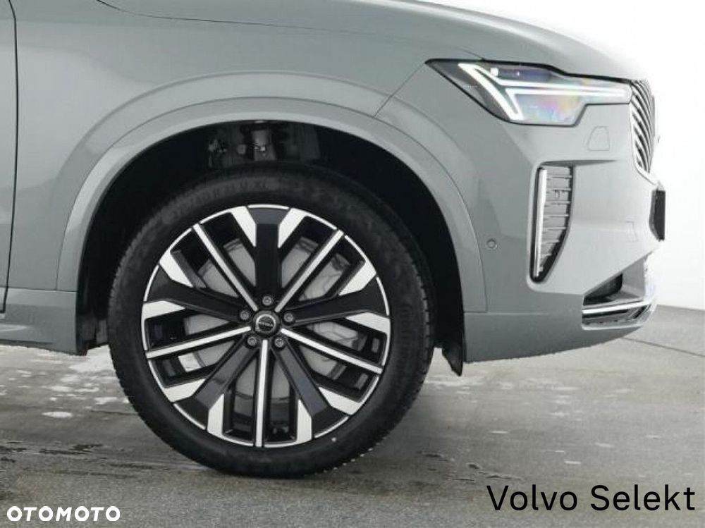 Volvo XC 90 - 8