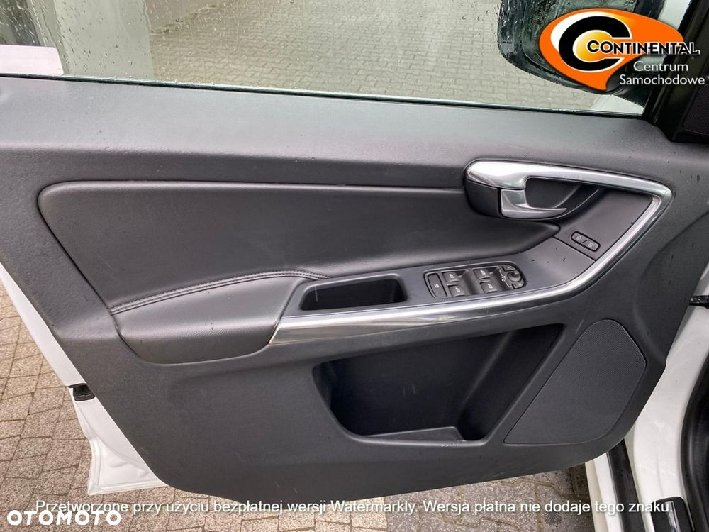 Volvo XC 60 - 13